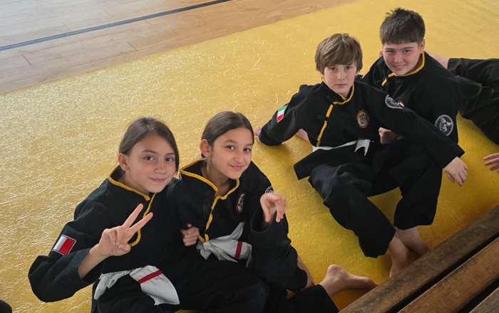 Ragazzi in palestra alle gare di Kung Fu